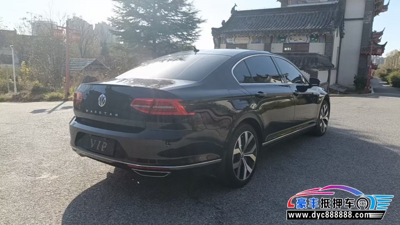 18年大众迈腾轿车抵押车出售