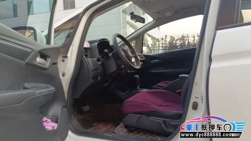 15年本田飞度轿车抵押车出售