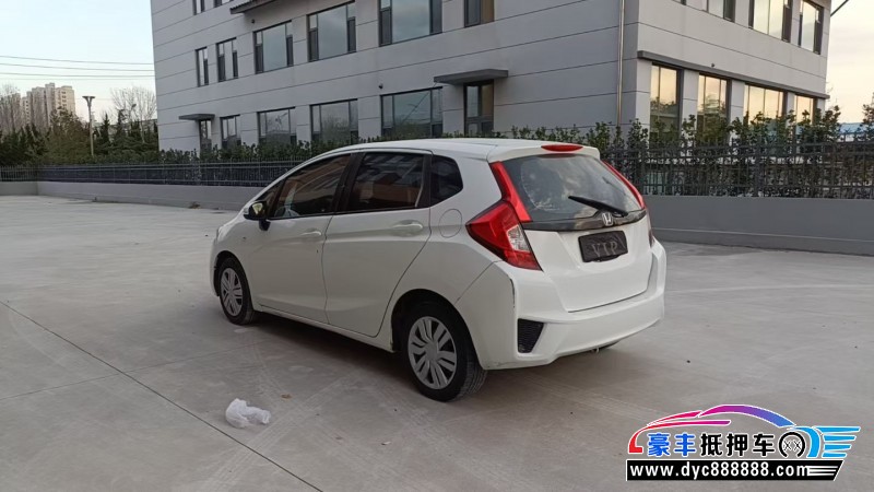 15年本田飞度轿车抵押车出售