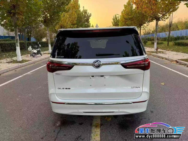 21年别克GL8轿车抵押车出售