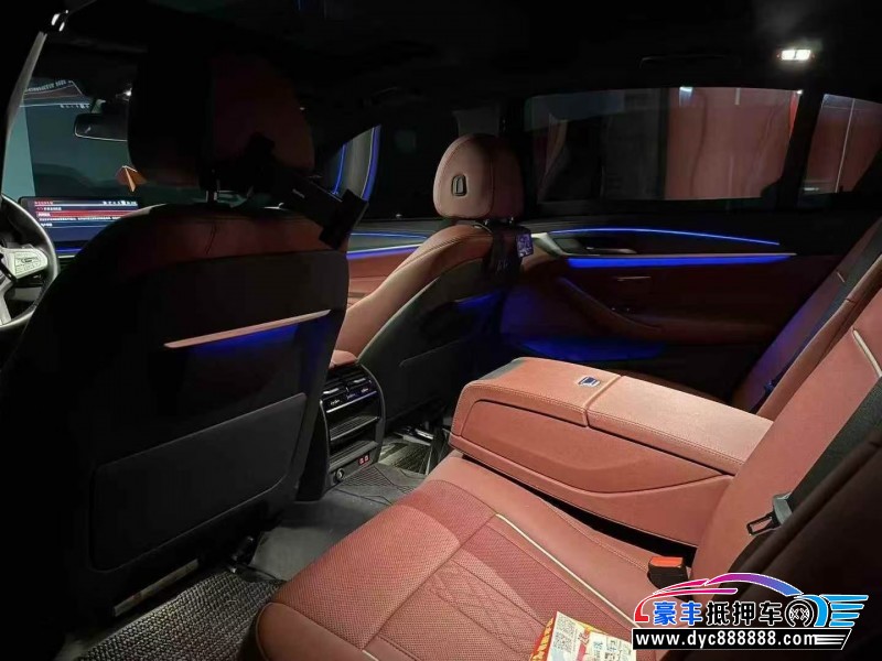 23年宝马5系轿车抵押车出售