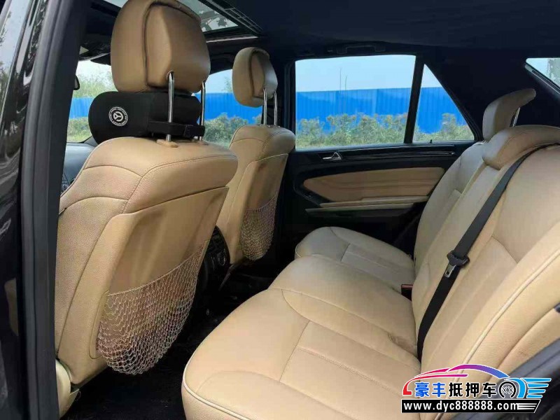 11年奔驰ML轿车抵押车出售