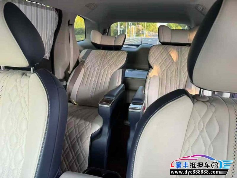 20年别克GL8轿车抵押车出售