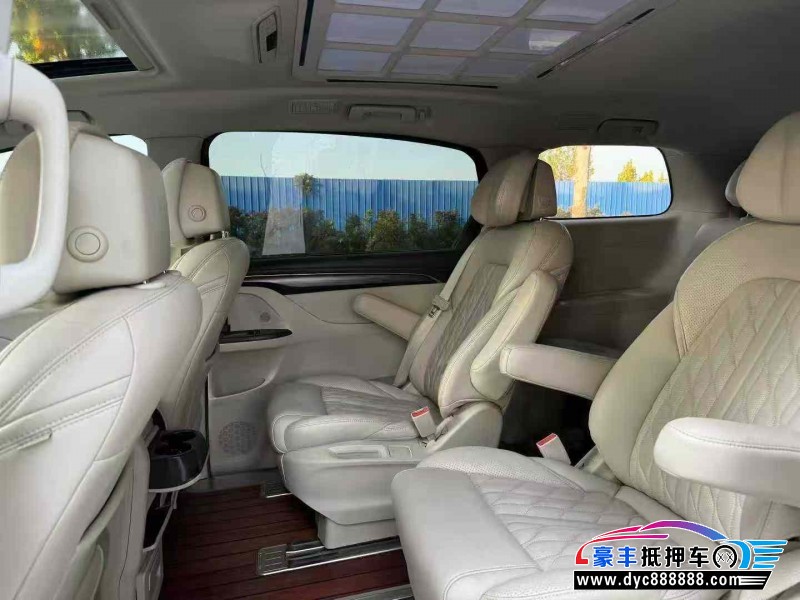 20年别克GL8轿车抵押车出售