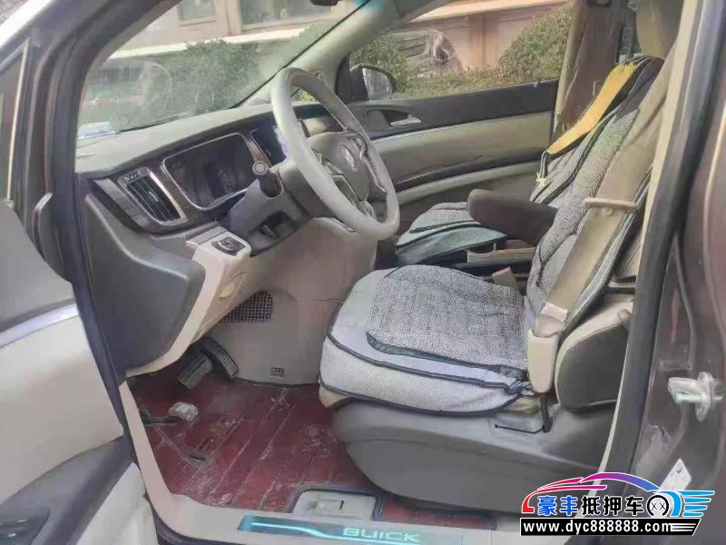 13年别克GL8MPV抵押车出售