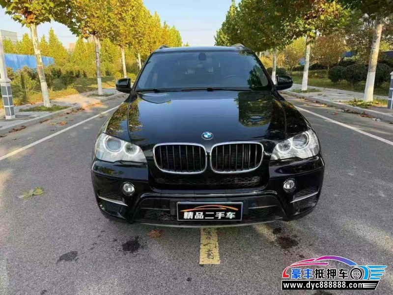 抵押车出售14年宝马X5轿车