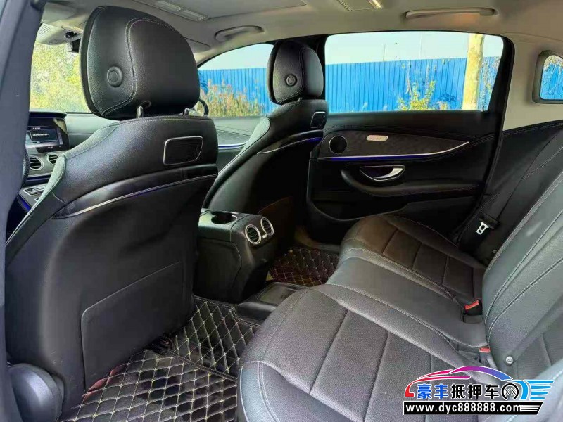 18年奔驰E轿车抵押车出售