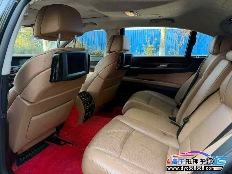 12年宝马7系轿车抵押车出售