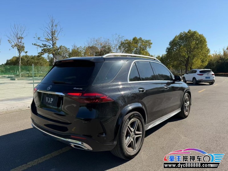 25年奔驰GLE轿车抵押车出售