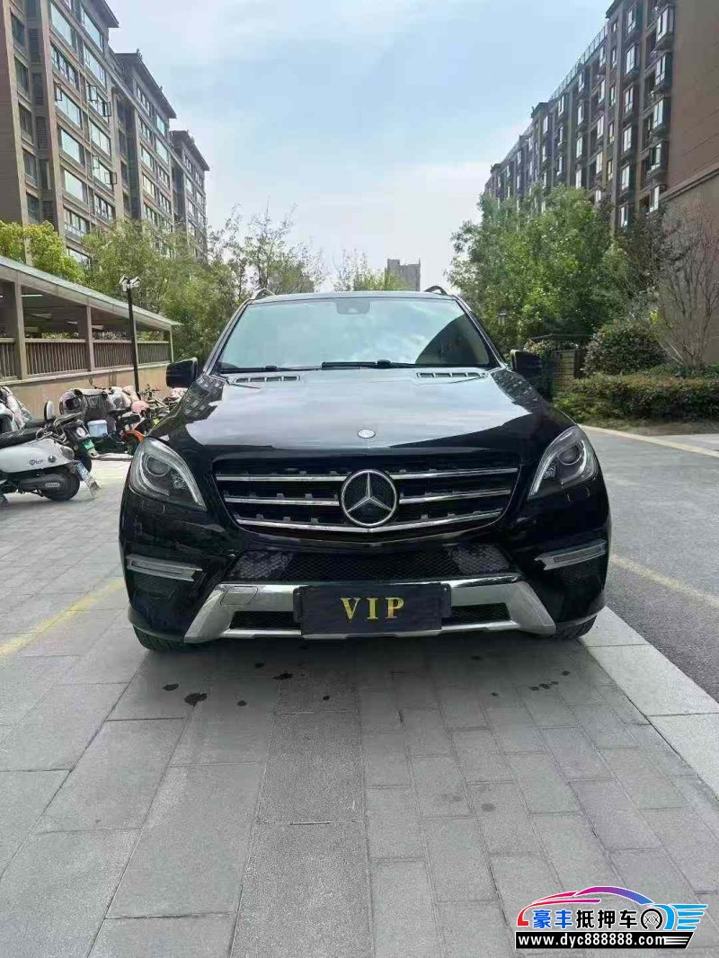15年奔驰ML轿车抵押车出售