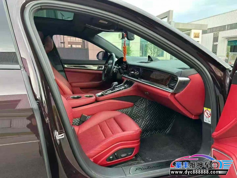 23年保时捷帕纳梅拉轿车抵押车出售