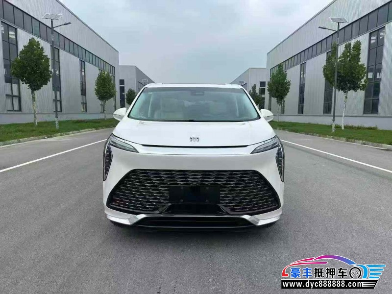 24年别克世纪轿车抵押车出售