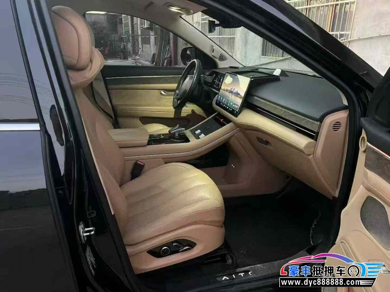 22年华为问界轿车抵押车出售