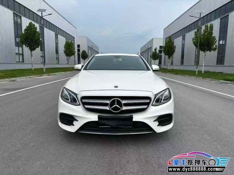 19年奔驰E轿车抵押车出售