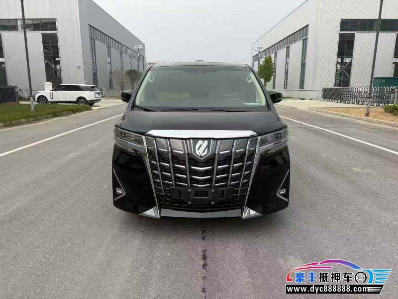 抵押车出售20年丰田埃尔法轿车