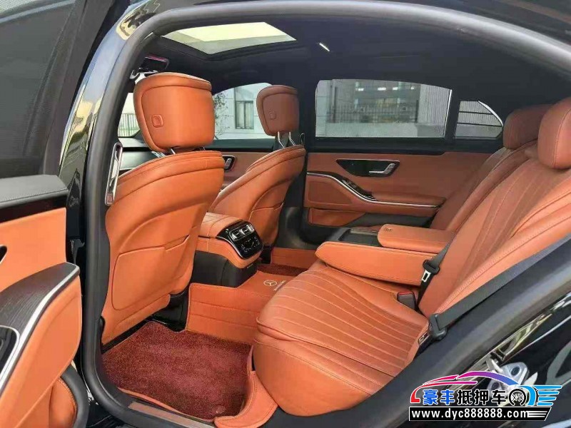 23年奔驰S轿车抵押车出售