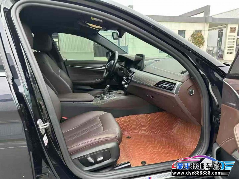 22年宝马5系轿车抵押车出售