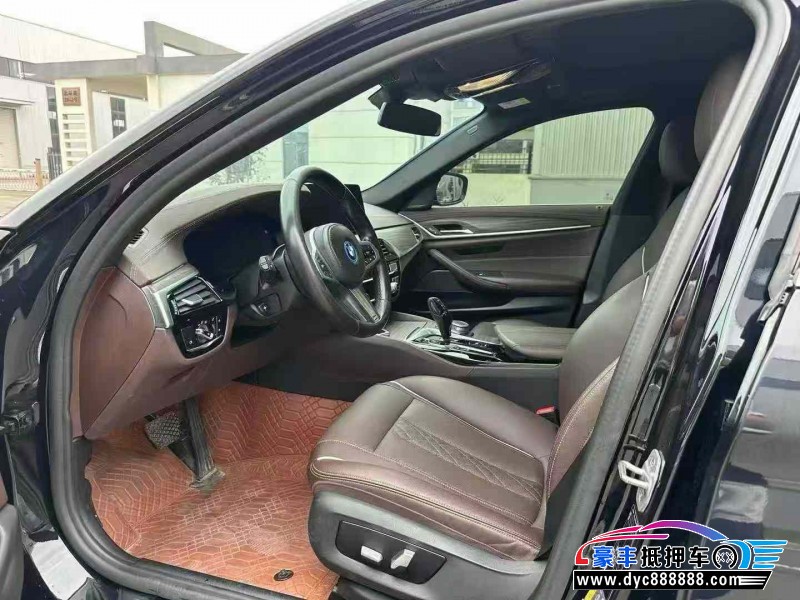 22年宝马5系轿车抵押车出售