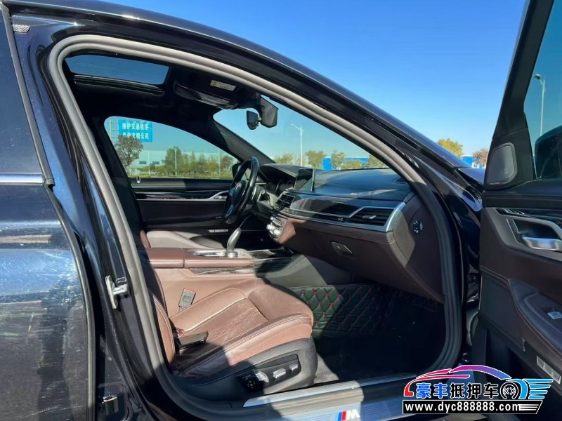 18年宝马7系轿车抵押车出售