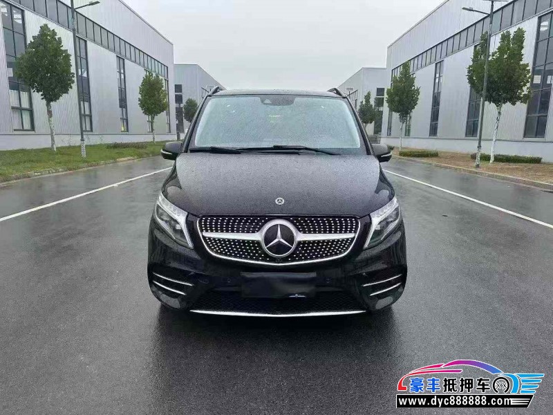 21年奔驰V轿车抵押车出售