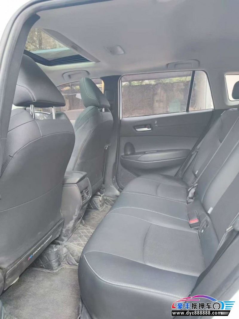 23年丰田威兰达轿车抵押车出售