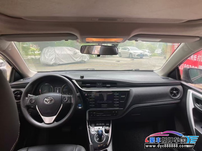 19年丰田雷凌轿车抵押车出售