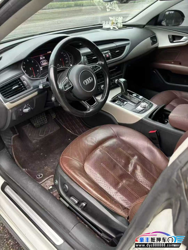 16年奥迪A7轿车抵押车出售