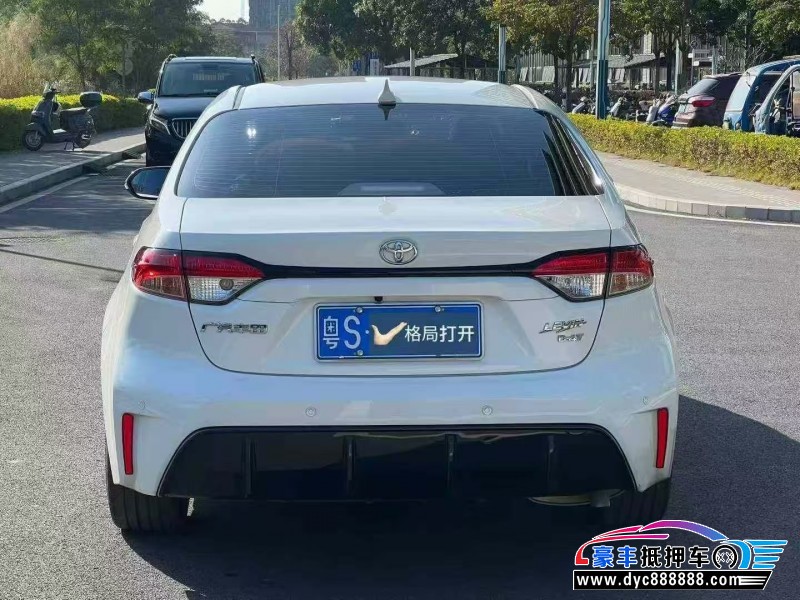 24年丰田雷凌轿车抵押车出售