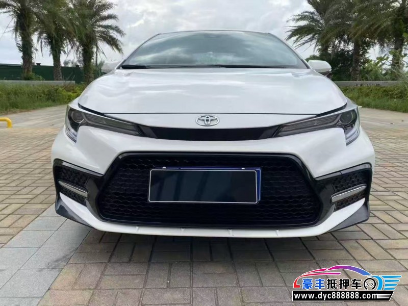 22年丰田雷凌轿车抵押车出售