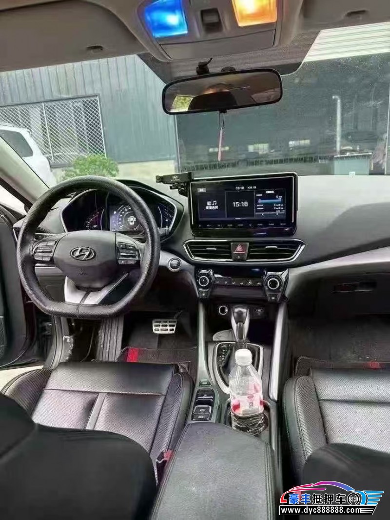 20年现代菲斯塔轿车抵押车出售