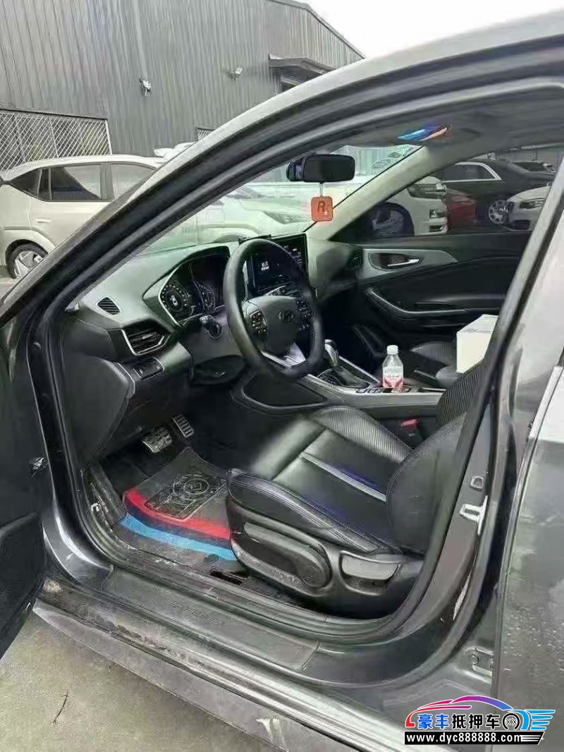 20年现代菲斯塔轿车抵押车出售