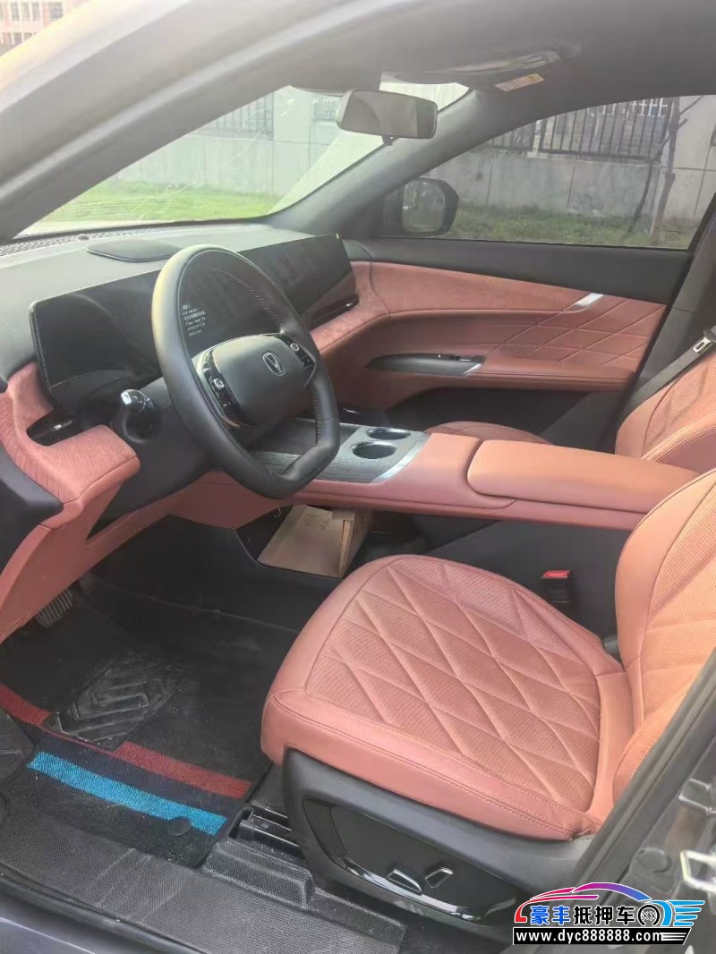 25年长安CS75轿车抵押车出售