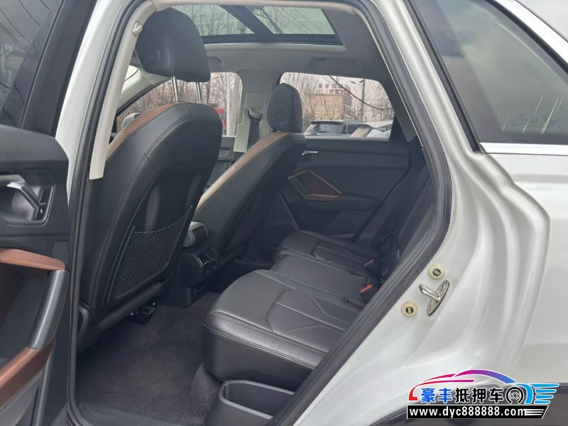 20年奥迪Q3轿车抵押车出售