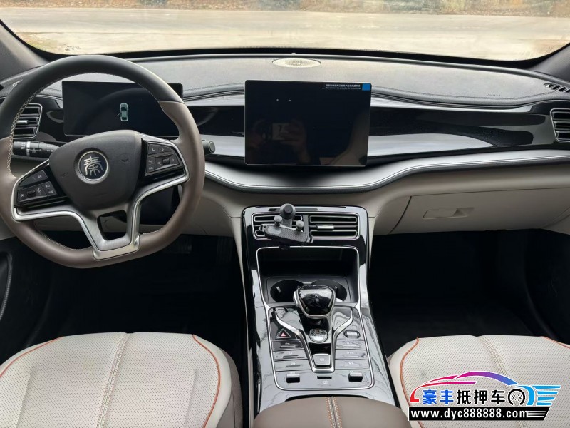 24年比亚迪秦轿车抵押车出售