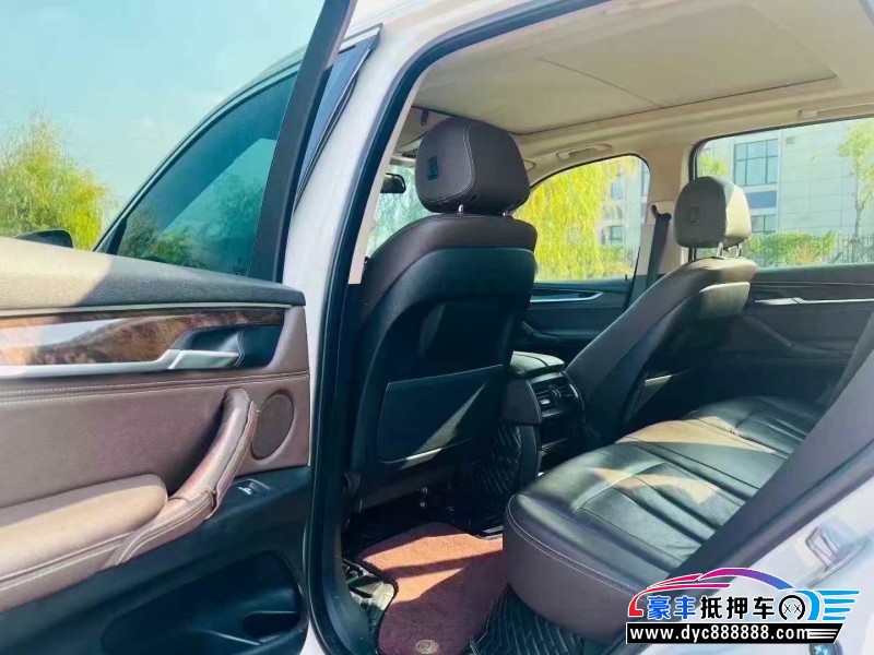 17年宝马X5轿车抵押车出售