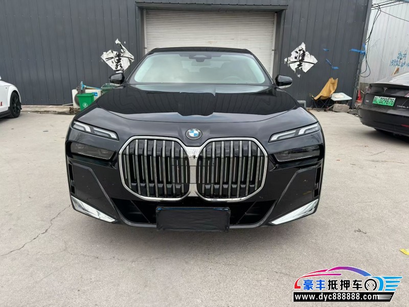 23年宝马7系轿车抵押车出售