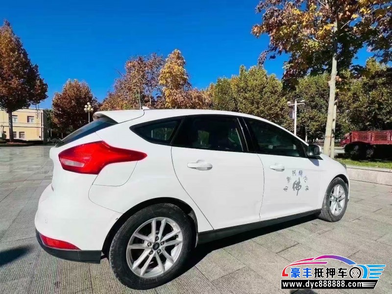 16年福特福克斯轿车抵押车出售