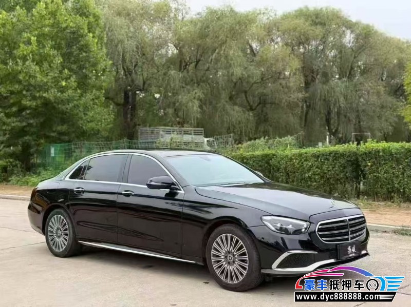 22年奔驰E轿车抵押车出售