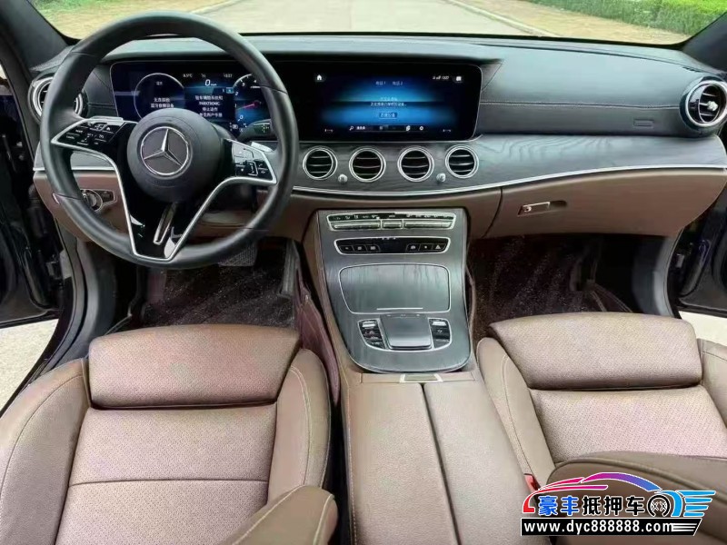 22年奔驰E轿车抵押车出售