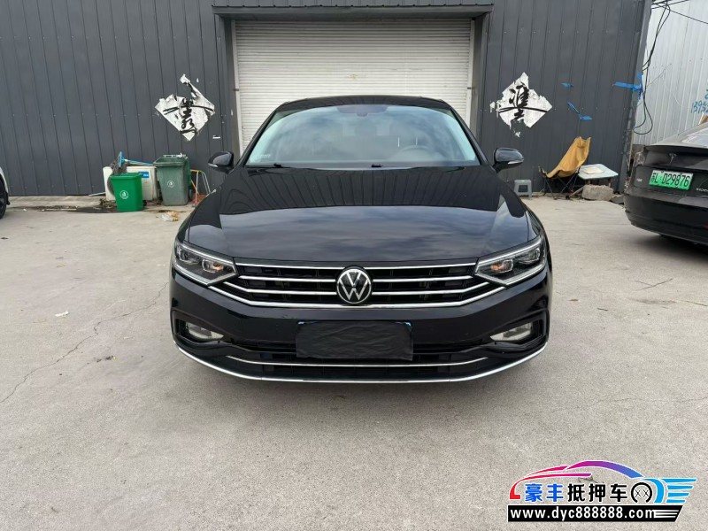 22年大众迈腾轿车抵押车出售