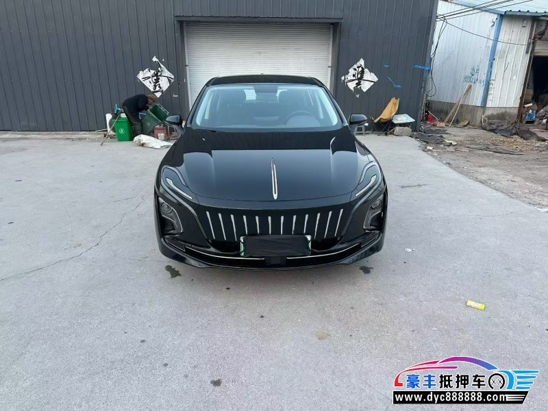 25年红旗EQM5轿车抵押车出售