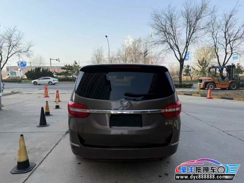 16年别克GL8轿车抵押车出售