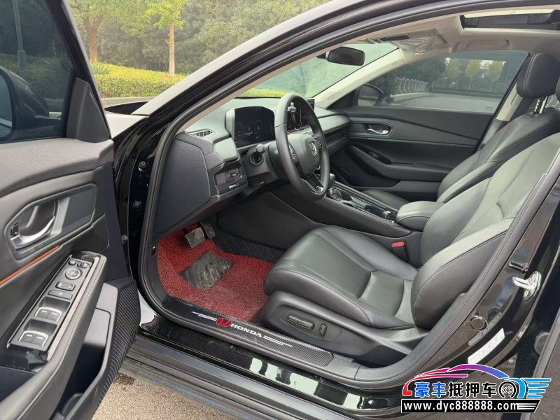 24年本田雅阁轿车抵押车出售