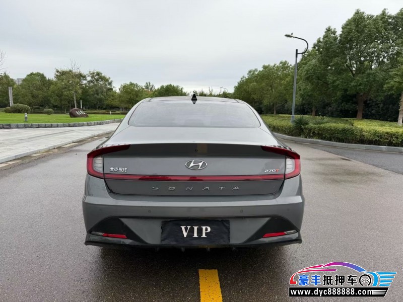 21年现代索纳塔轿车抵押车出售