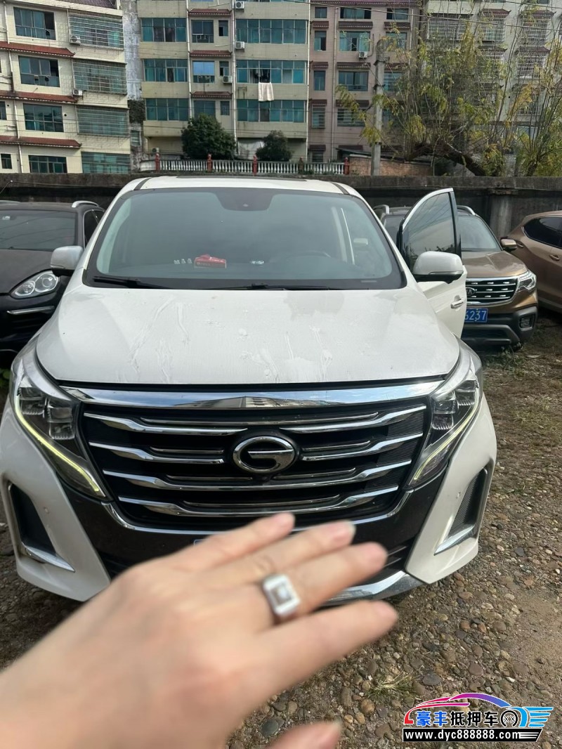 20年传祺M8轿车抵押车出售