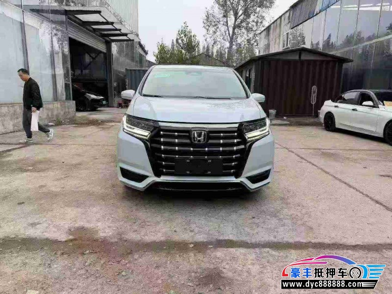 抵押车出售24年本田艾力绅轿车