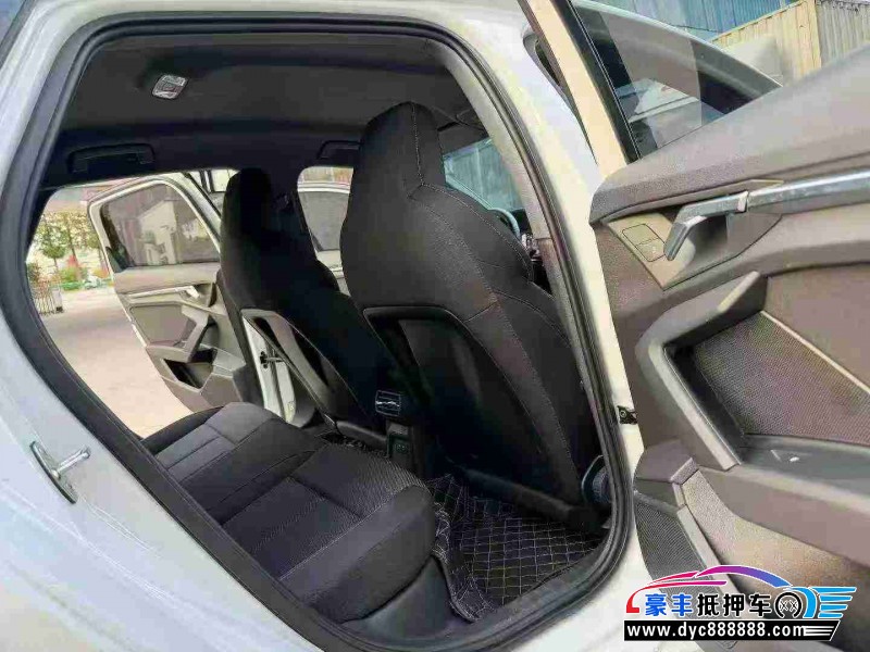 22年奥迪A3轿车抵押车出售