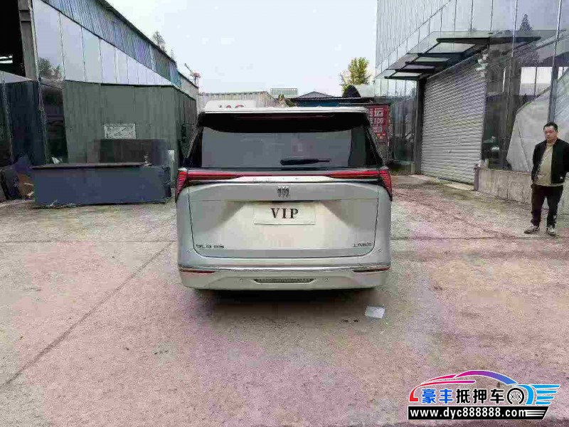 25年别克GL8轿车抵押车出售