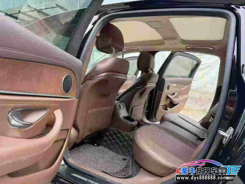 22年奔驰E轿车抵押车出售