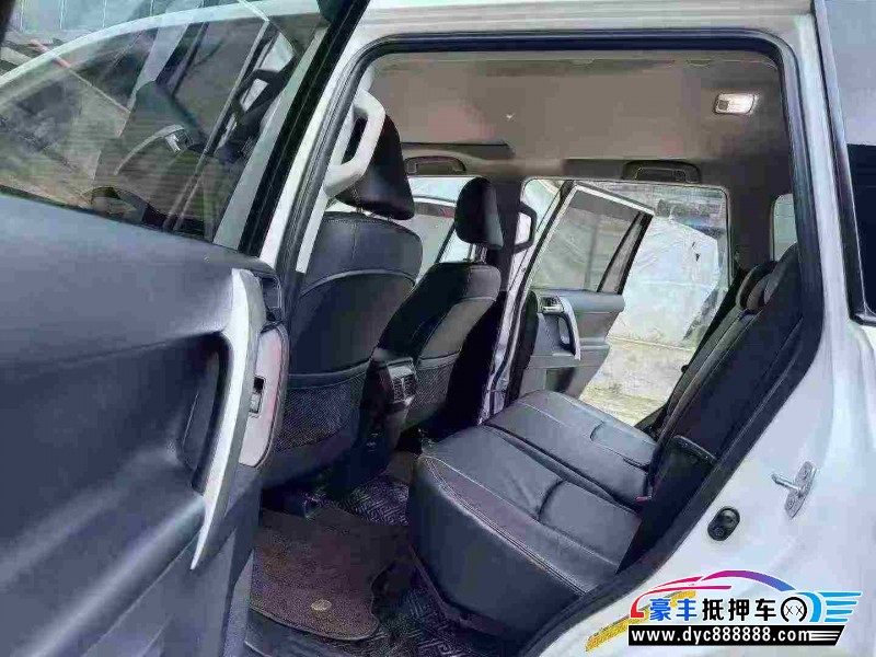 14年丰田普拉多（霸道）轿车抵押车出售